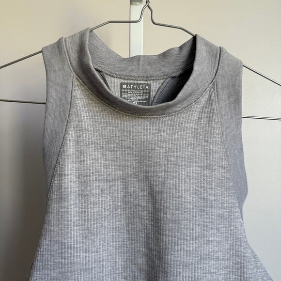 Athleta sz‎ XS Heather Gray Racerback Performance Tank Top - Picture 2 of 7